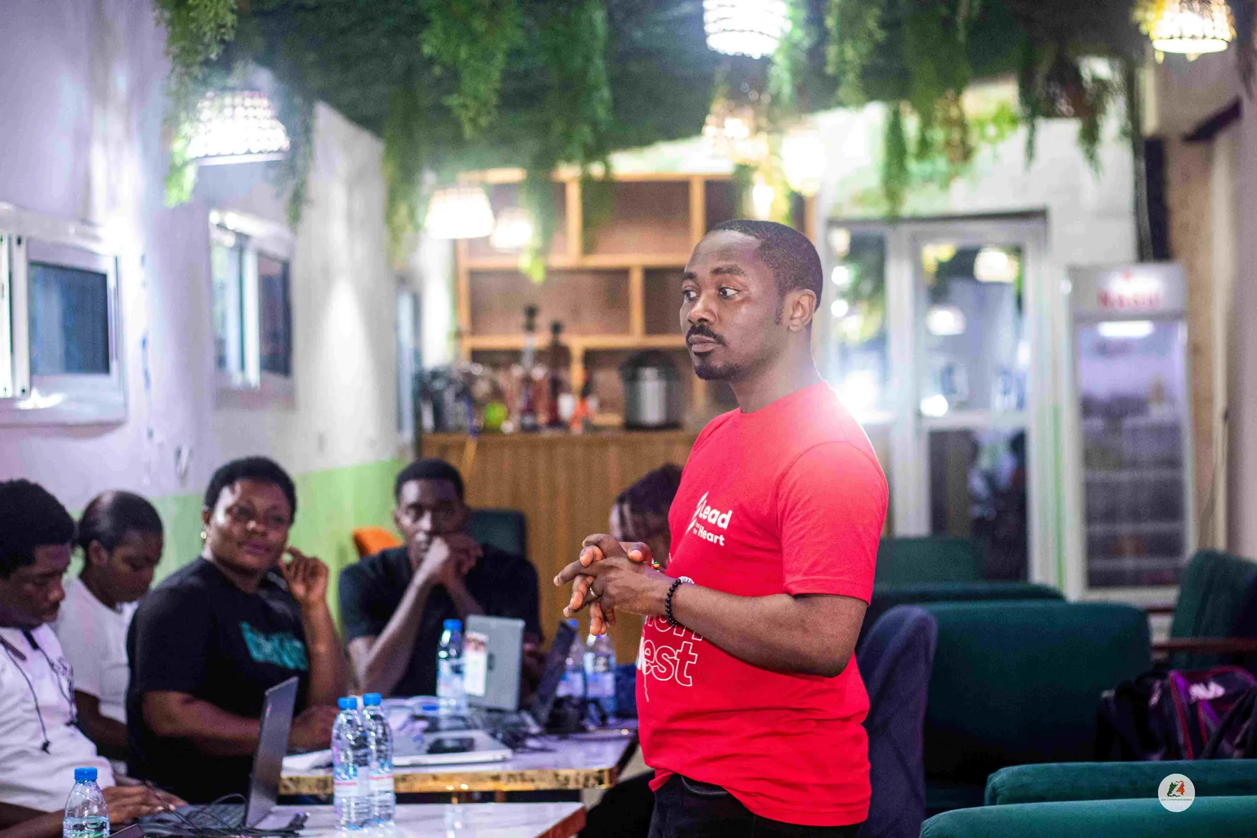 LFTH facilitator leading an interactive session with Zoe Communications team members